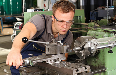 Ausbildung Industriemechaniker bei Dr. Paul Lohmann