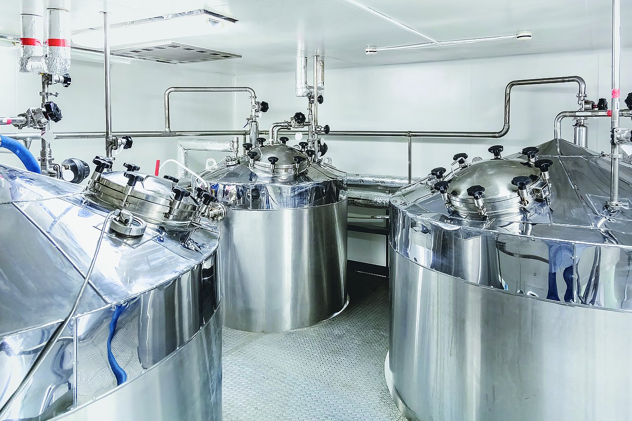 Production at Dr. Paul Lohmann